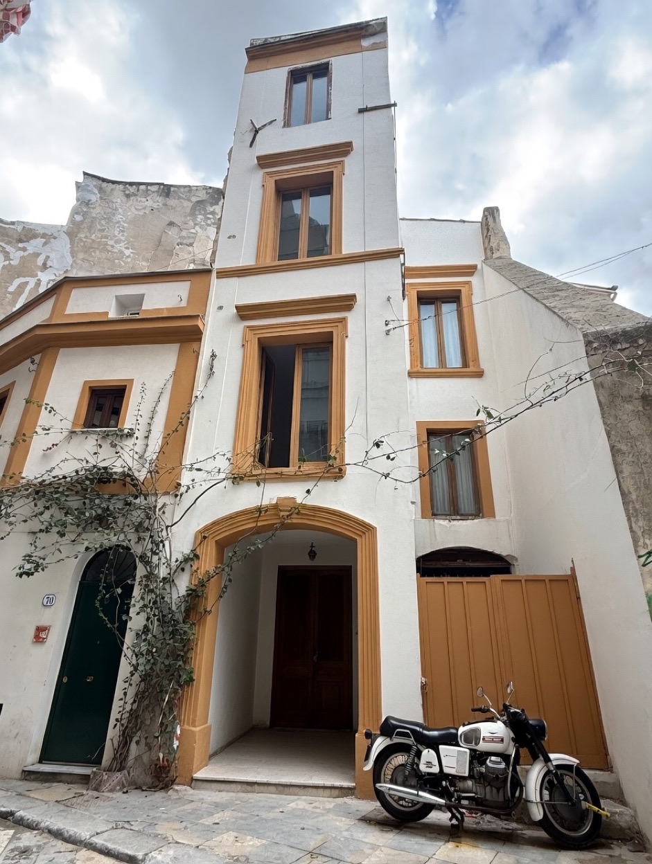 Appartamento con vista su Piazza in Centro Storico — 3