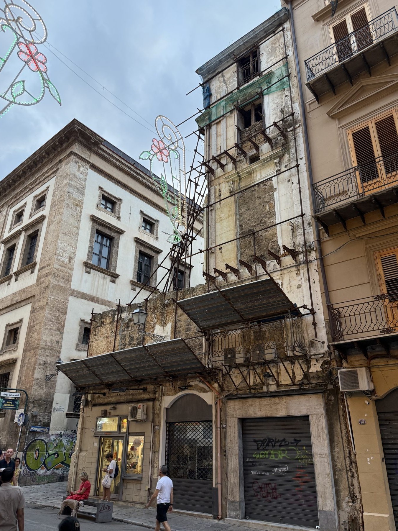 Suite con affaccio su Via Vittorio Emanuele — 2